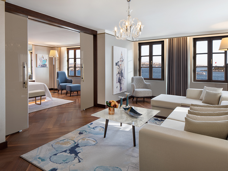 JW MARRIOTT ISTANBUL BOSPHORUS: KARAK�Y'DE L�KS KONAKLAMA DENEY�M�
